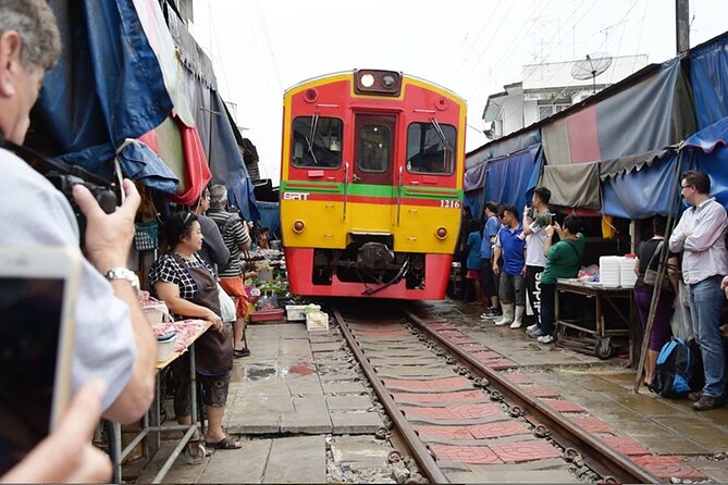 Private Excursion to Floating Market and Ayutthaya World Heritage - Optional Maeklong Railway Market