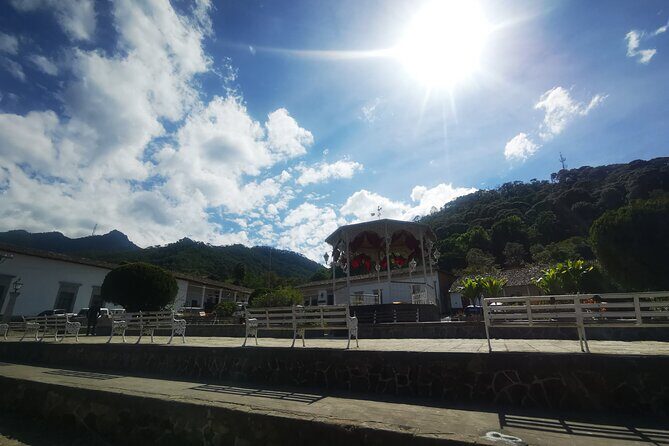 Private Experience to San Sebastián del Oeste - Reviews and Authentic Feedback