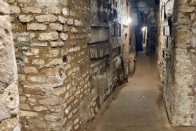 Private Express Tour of Roman Catacombs with Transfer - Whats Included & Whats Not