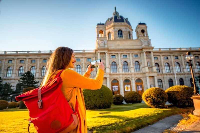 Private Family Tour of Vienna with Fun Attractions for Kids - The 2-Hour Experience: A Taster of Vienna