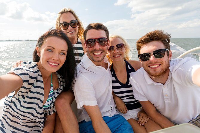 Private Fast Power Catamaran. Full or Half Day for Beach Hopping, Snorkel & Swim - FAQs