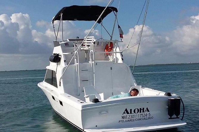 Private Fishing Charter Bertram 31FT 6 Pax Max if You Dont Fish You Dont Pay - Included Equipment and Fees