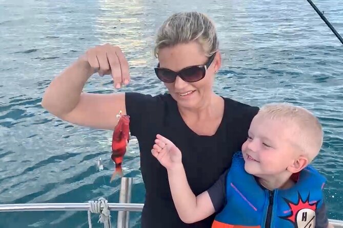 Private Fishing Charter for Family and Friends in Honolulu - Accessibility and Participation