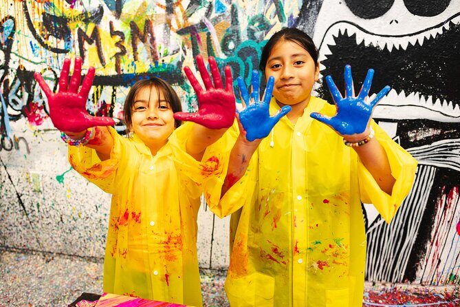 Private Fluid Art Class in Houston - Who Should Consider This Experience?