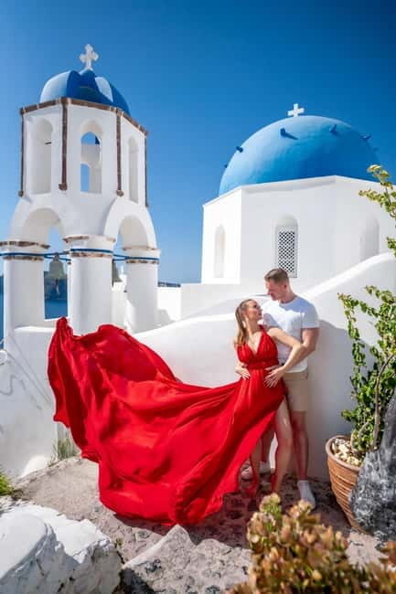 Private Flying Dress Photoshoot Santorini With Pickup - The Itinerary: What to Expect During the Photoshoot