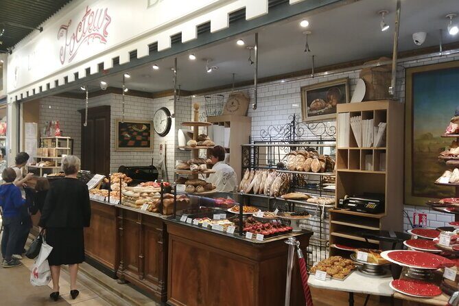 Private Food Tour Halles of Lyon Paul Bocuse - Walking Through Lyon’s Food Scene: A Detailed Breakdown