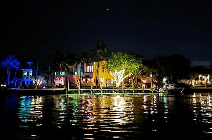 Private Fort Lauderdale Christmas Lights Boat Tour (up to 12ppl) - FAQ