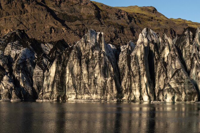 Private Full-Day Discovery of the Icelandic South Coast - Pickup and Drop-off