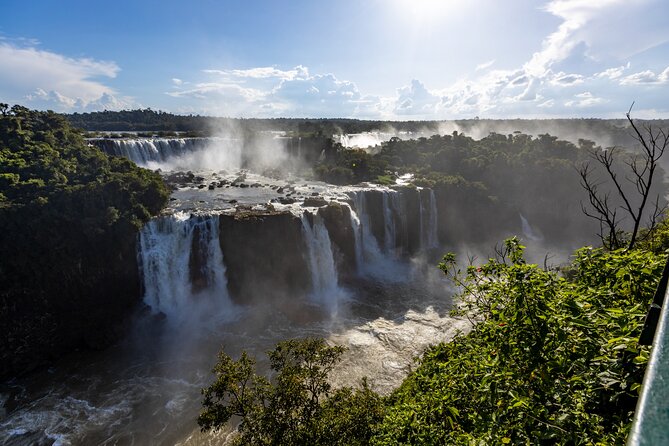 Private Full Day Guided Tour in Argentina and Brazil Iguazu Falls - Transportation Details