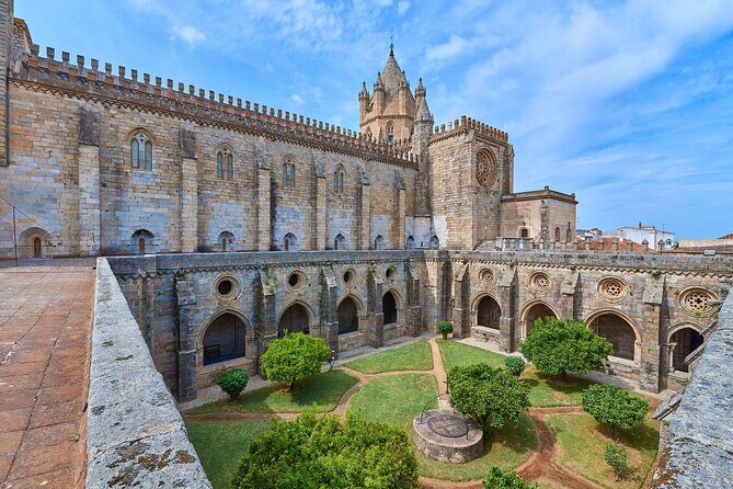Private Full-Day Historical Tour of Medieval Évora - An In-Depth Look at the Évora Experience