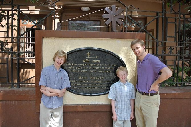Private Full-Day Mumbai City Highlights With Markets Tour - Meeting and Pickup Details