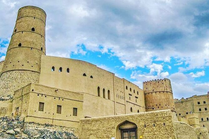 Private Full Day Nizwa Fort Nizwa Souq Bahla Fort Jabreen Castle - Tour Overview