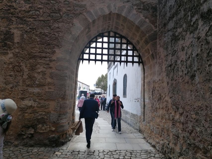 Private Full Day Tour - Fatima, Batalha, Nazare and Obidos - Batalha Monastery