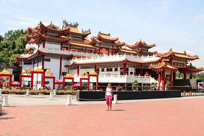 Private Full-Day Tour Includes Petronas Twin Towers & Batu Caves - Accessibility Features