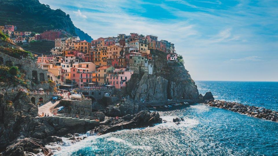 Private Full Day Tour of Cinque Terre From Florence - Group Size