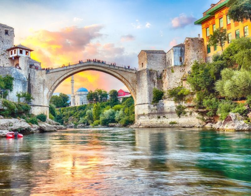 Private Full - Day Tour: Pocitelj and Mostar Private Day Tri - Key Points