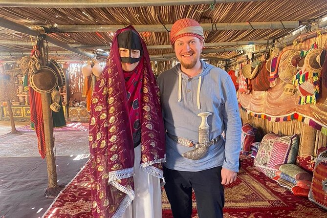 Private Full Day Tour to Wahiba Sands Desert and Wadi Hawer - Meeting and Pickup Details