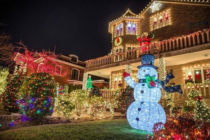 Private Fully Guided Dyker Heights Christmas Lights Tour - The Value of a Private Tour