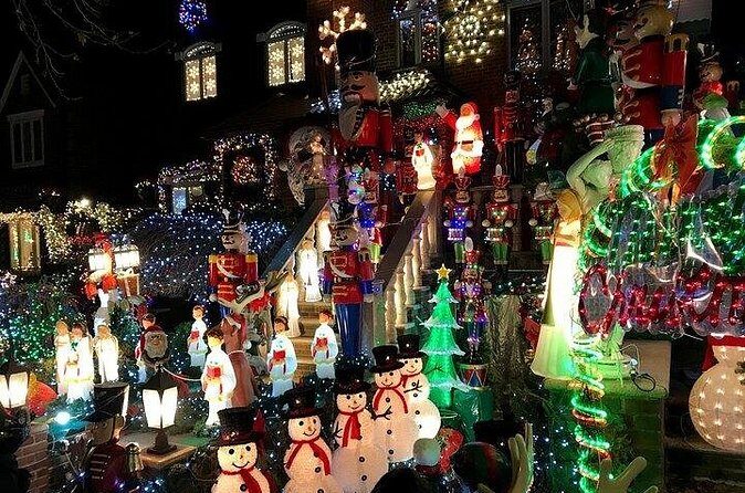 Private Fully Guided Dyker Heights Christmas Lights Tour - FAQ