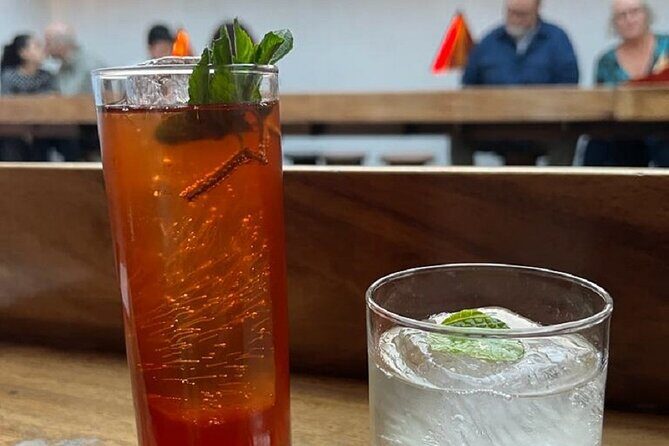 Private Gastronomic Tour Drinks and Tacos - All included - Who Should Book This Tour?