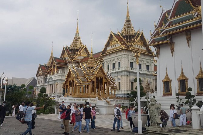 Private German-Speaking Tour: Bangkok's Main Attractions - Costs and Fees