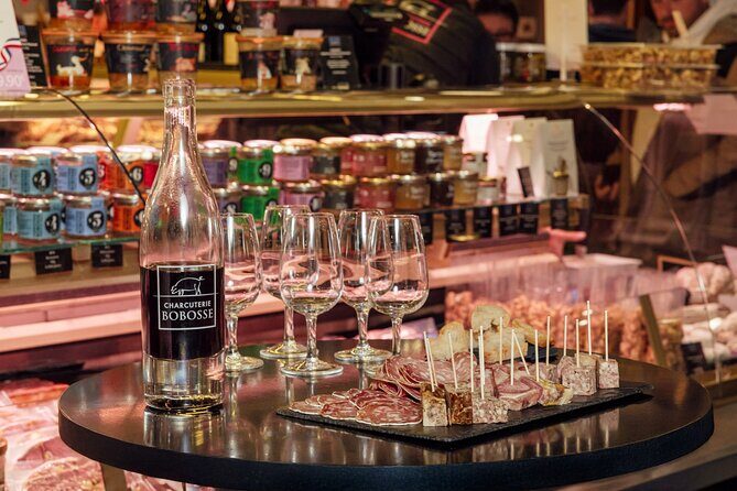 Private Gourmet walking tour of Lyon and Les Halles Paul Bocuse - Who Should Consider This Tour?