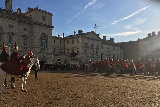 Private Guided and Chauffeured Tour of London - Inclusions
