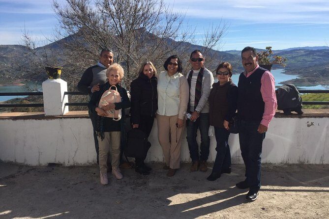 Private Guided Day Trip to the White Villages and Ronda from Seville - Key Points