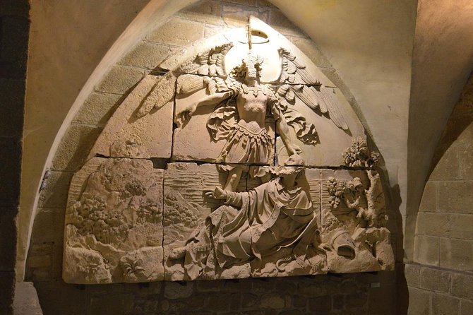 Private Guided Shuttle to Brittany American Cemetery and Mont Saint Michel - Exploring the UNESCO Site of Mont Saint Michel