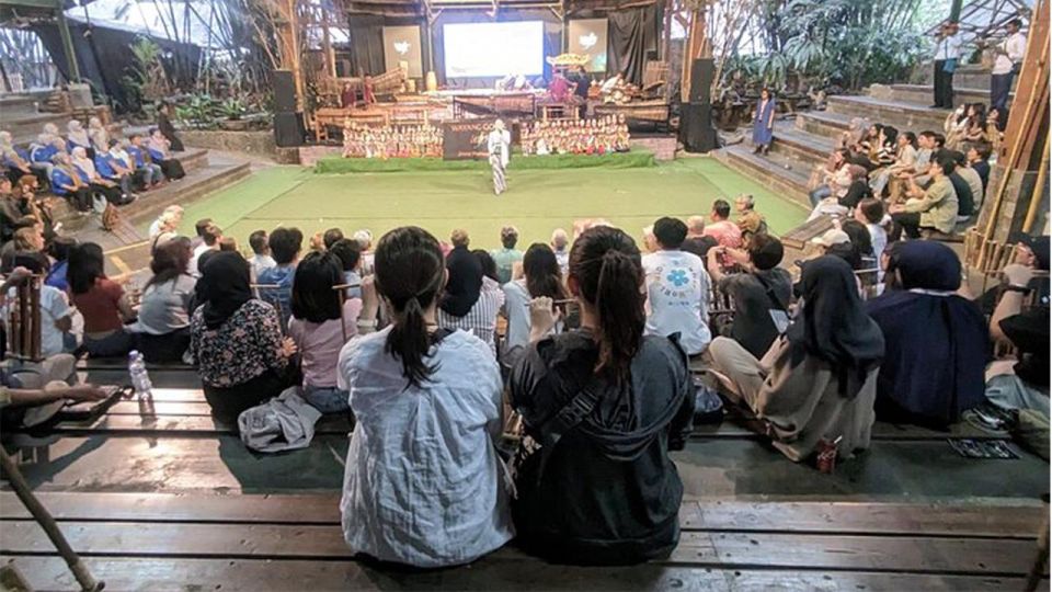 Private Guided Sightseeing Day Tour of Bandung - Key Points
