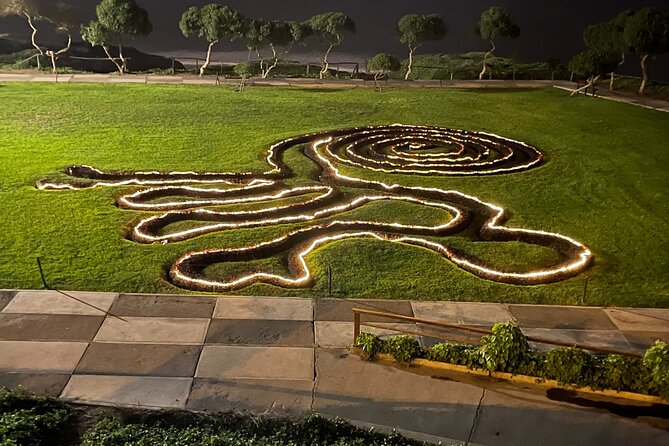 Private Guided Tour in Miraflores at Night - Meeting Point and Operating Hours