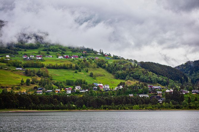 PRIVATE GUIDED TOUR: King of the Fjords – Round Trip to the Sognefjord, 11 Hours - Scenic Destinations