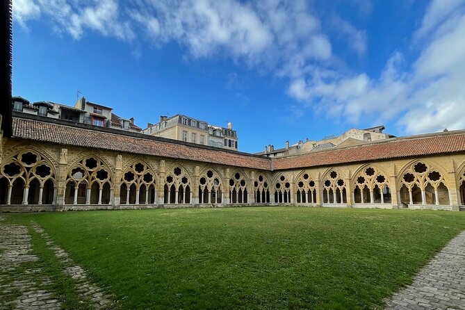 Private Guided Tour of Bayonne With a Licesend Guide. - Inclusions and Exclusions
