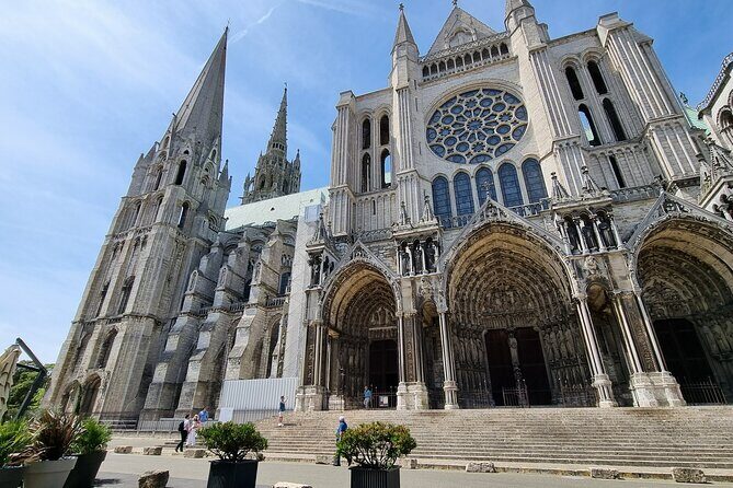 Private Guided Tour of Chartres Cathedral - Key Points