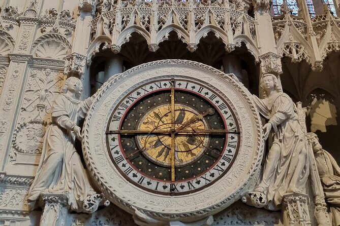 Private Guided Tour of Chartres Cathedral - Is It Worth the Price?