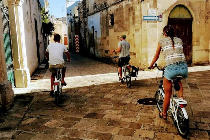 Private Guided Tour of the Historical Attractions of Lecce - Tour Duration and Languages