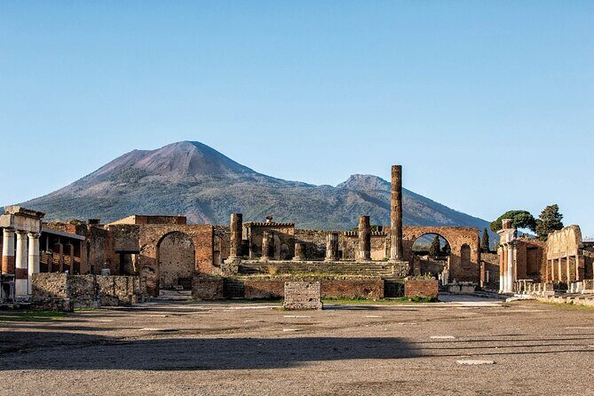 Private Guided Tour to Pompeii and Positano from Rome - Key Points