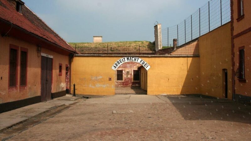 Private guided tour to Terezin Concentration Camp - Why Choose This Tour?