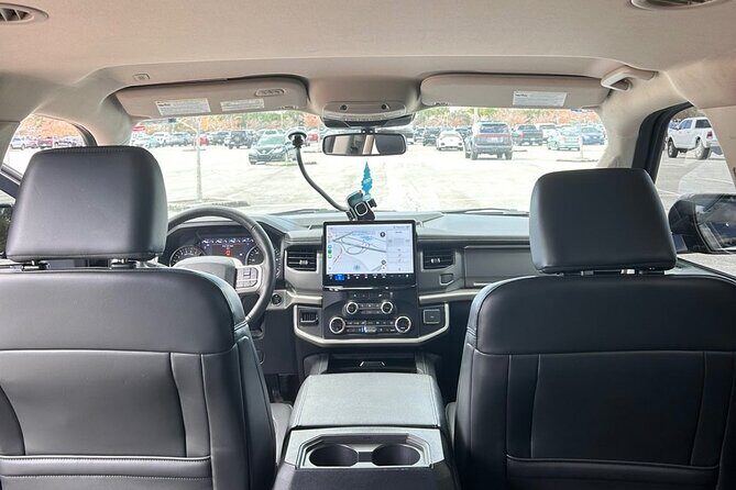 Private Guided Tour to Washington DC - The White House Experience: Full-scale Replica and Hidden Details