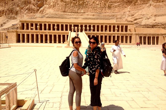 Private Guided Tour Valley of the King ,Queen Hatshepsut, &Memnon - Dining Experience