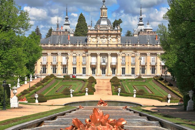 Private Guided Tour With Admission to La Granja and Fabrica De Vidrio - Accessibility and Participation