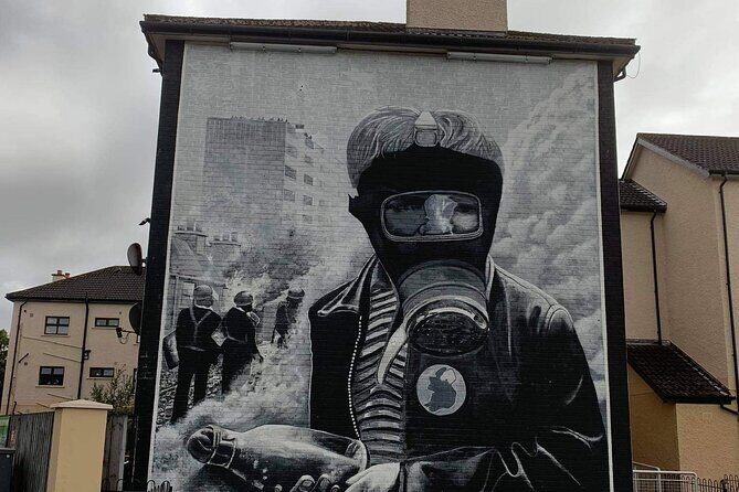 Private Guided Walking Tour in Derry City - Key Points