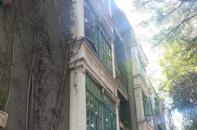 Private guided walking tour in La Condesa neighborhood with transportation - Who Will Love This Tour?