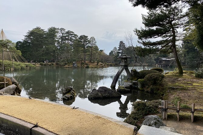 Private Half-Day Kanazawa Walking Tour and Historical Photo Spot - Participant Guidelines