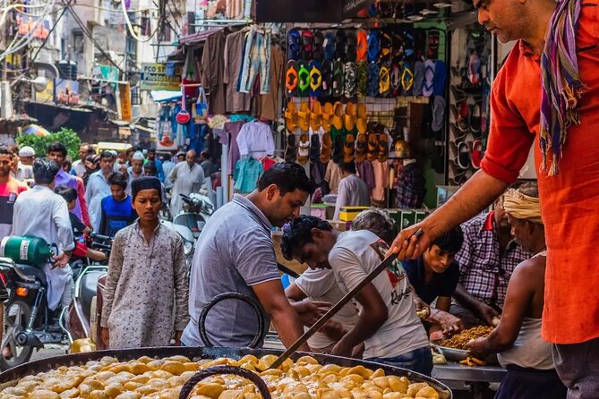 Private Half Day New Delhi And Old Delhi Shopping Tour - Accessibility Information