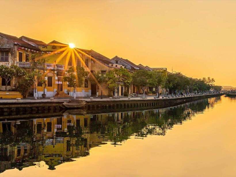 Private Half Day Tour Marble Moutain & Hoi an Ancient Town - Discovering Hoi An Ancient Town