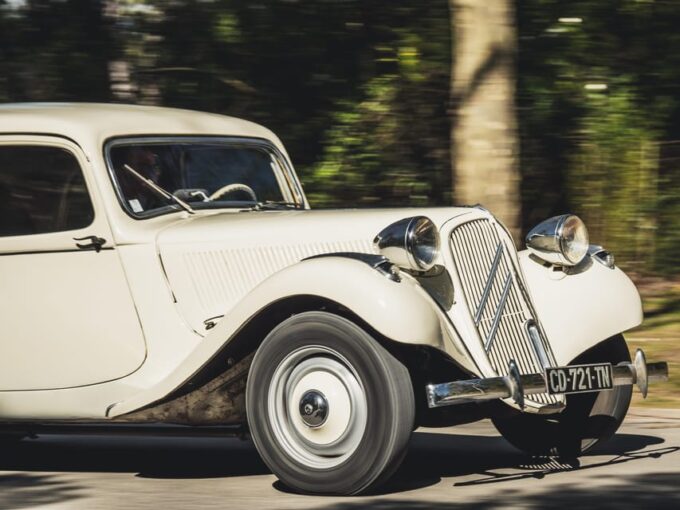 Private Half-Day Tour of the French Riviera in a Vintage Car - Scenic Routes