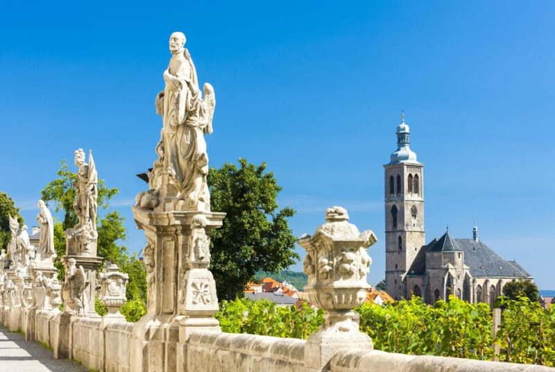 Private Half-Day Tour to Bone Church (Kutna Hora) - Important Information