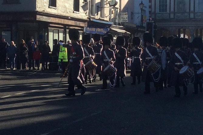 Private Half-Day Windsor Castle, Park and Old Town Tour From London - Royal Tombs in St Georges Chapel