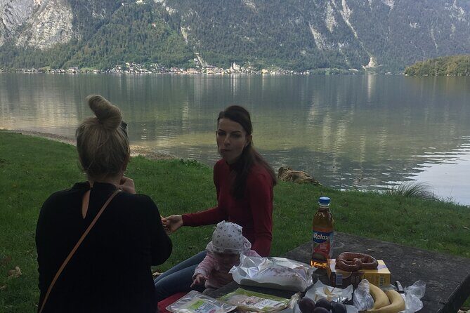 Private Hallstatt Round Day Trip and Picnic in Alps from Prague - Transportation and Comfort